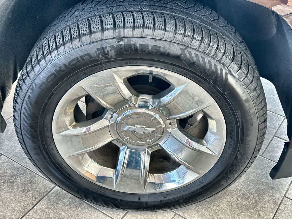 Thumbnail: 2020 Chevrolet Tahoe - 20