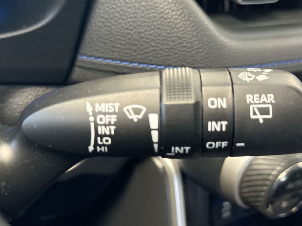 Thumbnail: 2020 Toyota RAV4 - 28