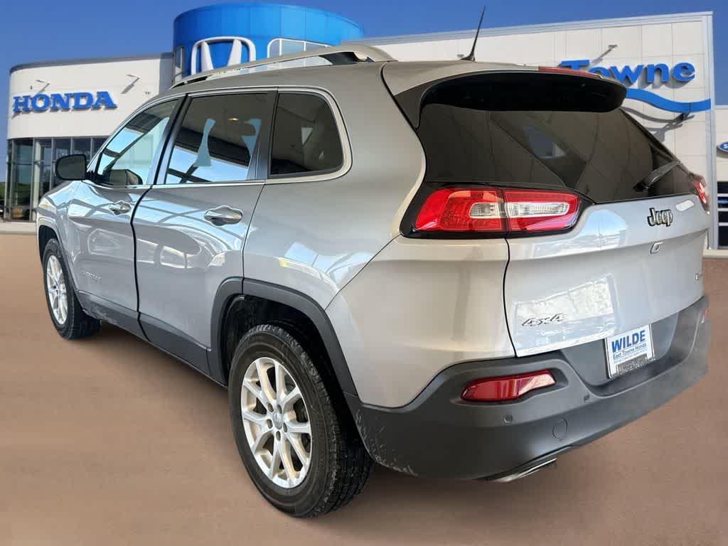 Thumbnail: 2017 Jeep Cherokee - 7