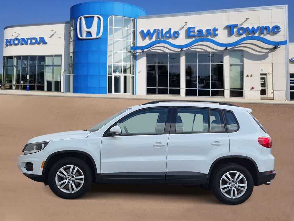 Thumbnail: 2017 Volkswagen Tiguan - 5