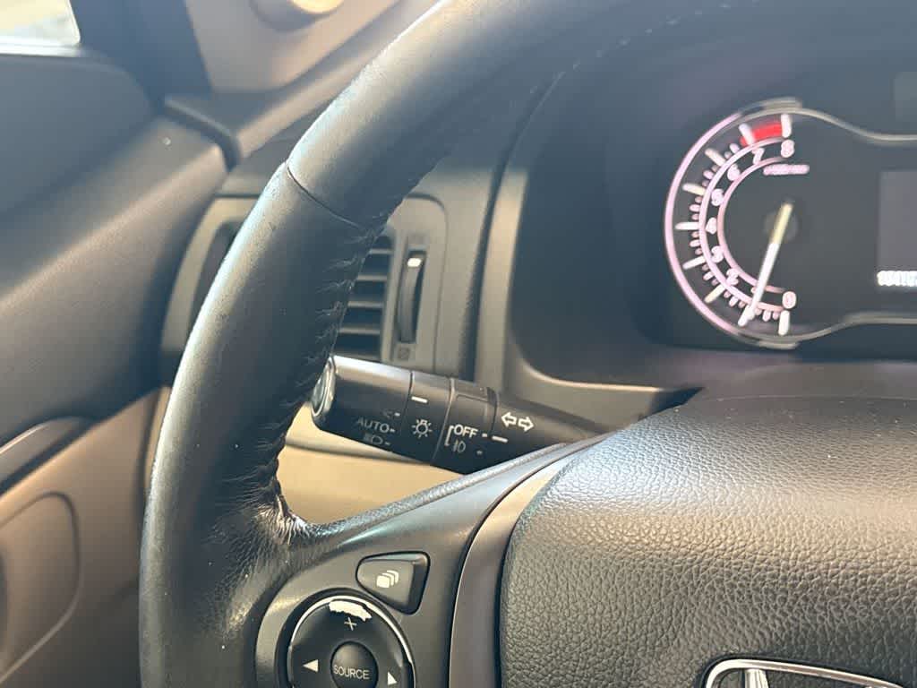 Thumbnail: 2017 Honda Pilot - 28