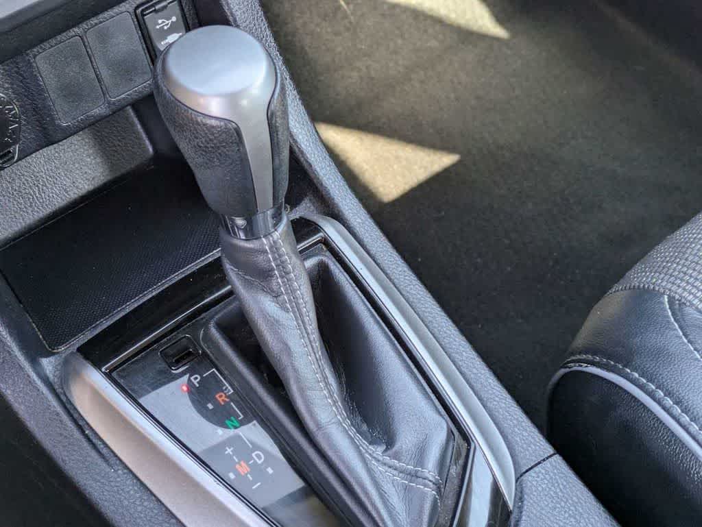 Thumbnail: 2015 Toyota Corolla - 26