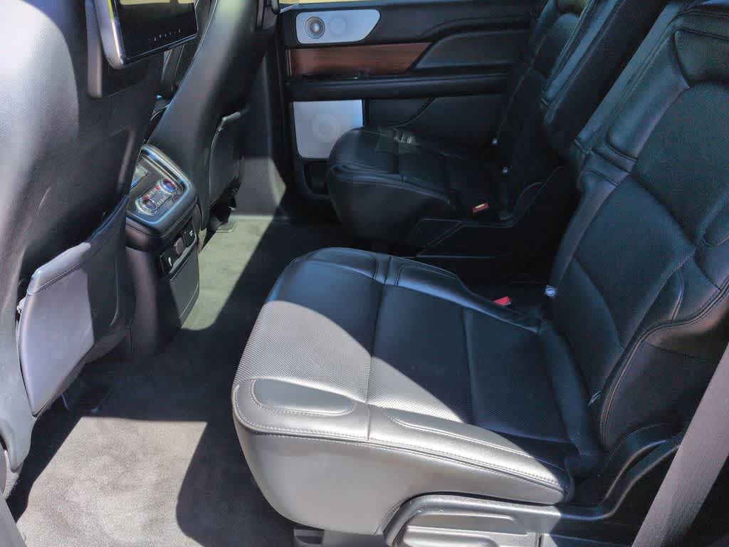 Thumbnail: 2018 Lincoln Navigator - 20