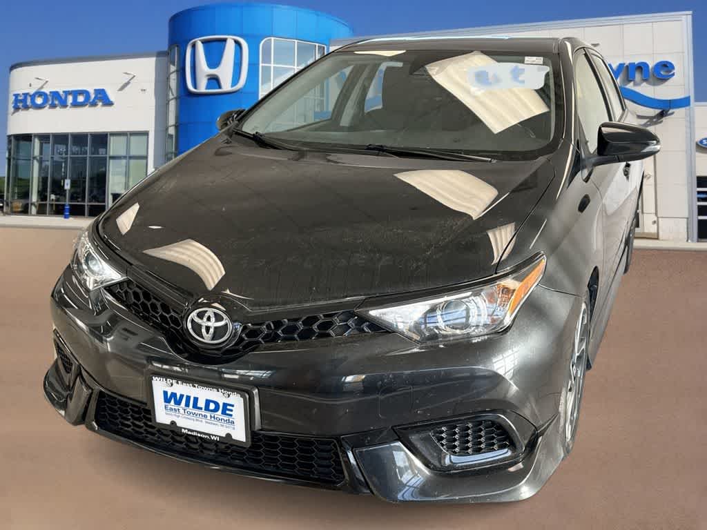 Thumbnail: 2017 Toyota Corolla iM - 4