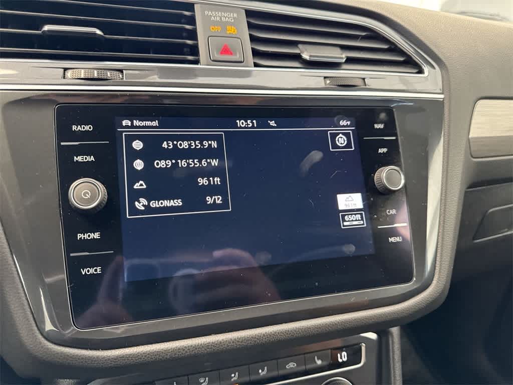 Thumbnail: 2019 Volkswagen Tiguan - 30