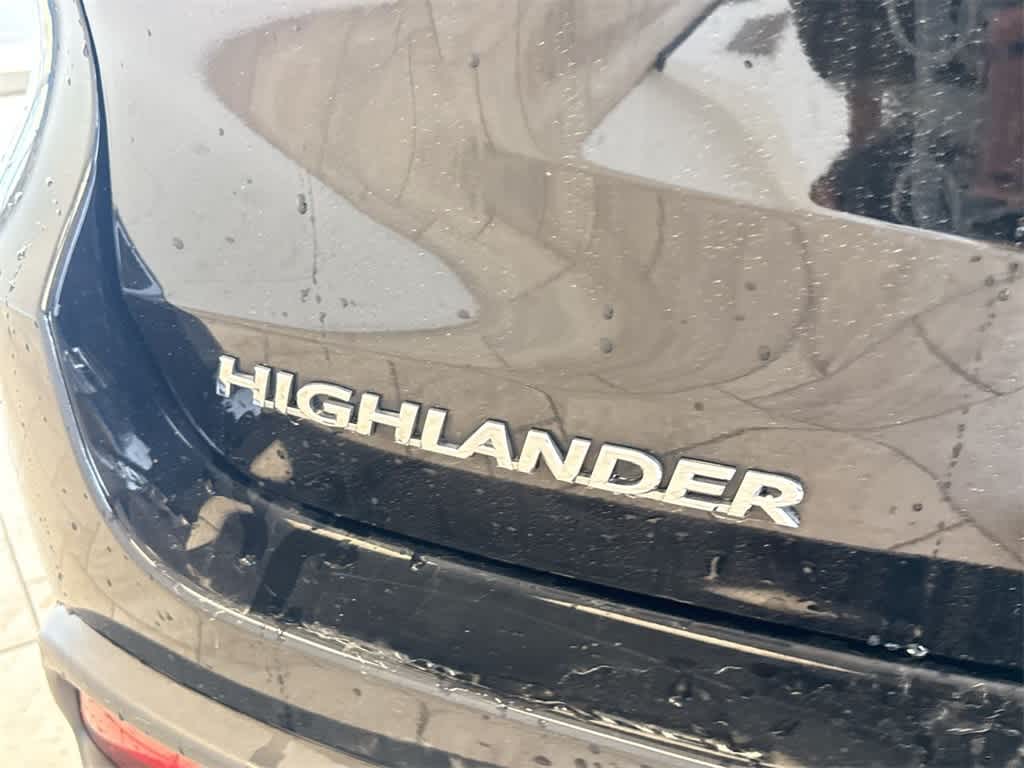 Thumbnail: 2019 Toyota Highlander - 13