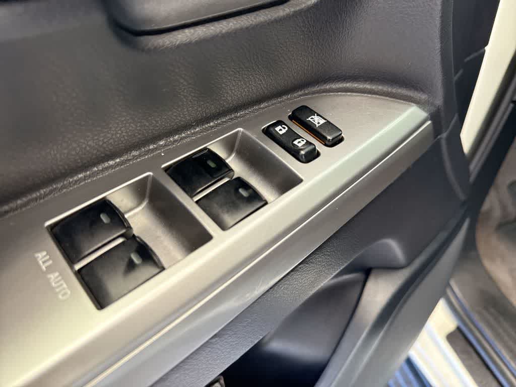 Thumbnail: 2015 Toyota Land Cruiser - 18