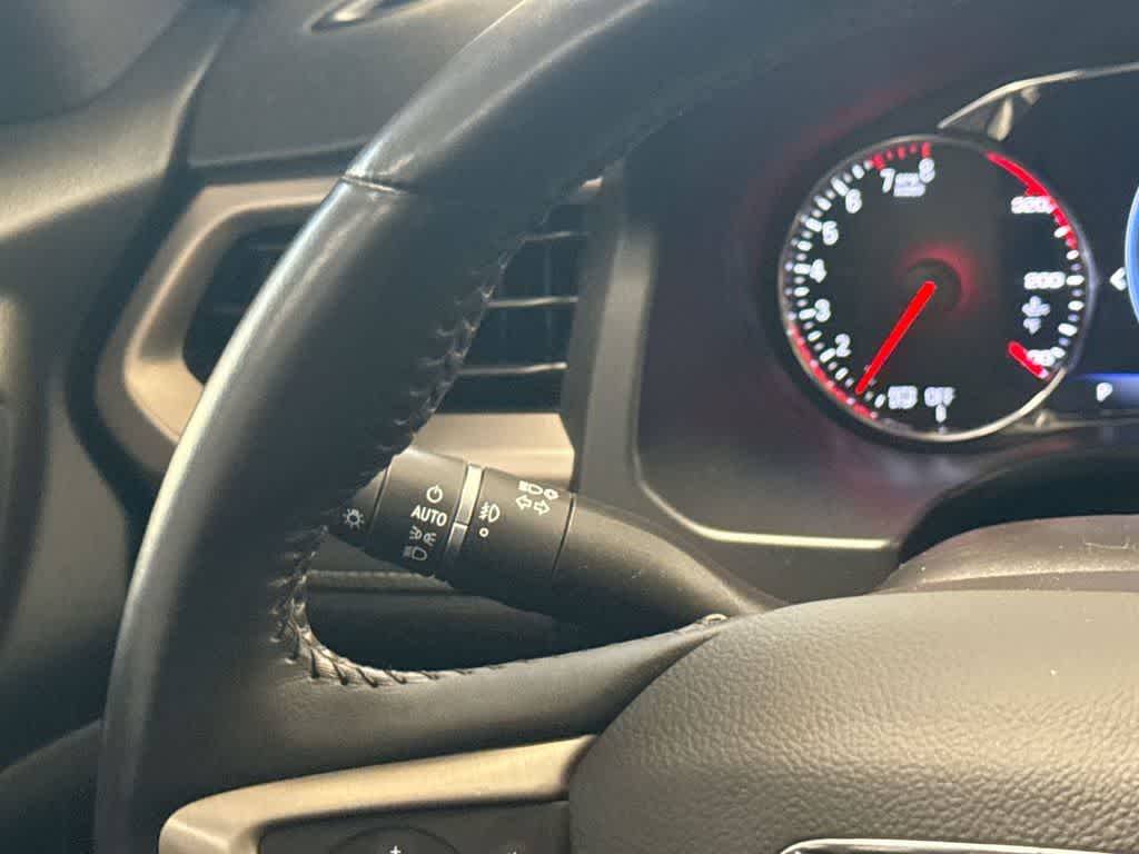 Thumbnail: 2022 GMC Acadia - 29