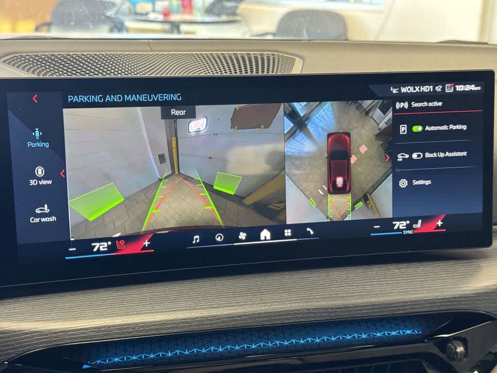 Thumbnail: 2025 BMW i4 - 32