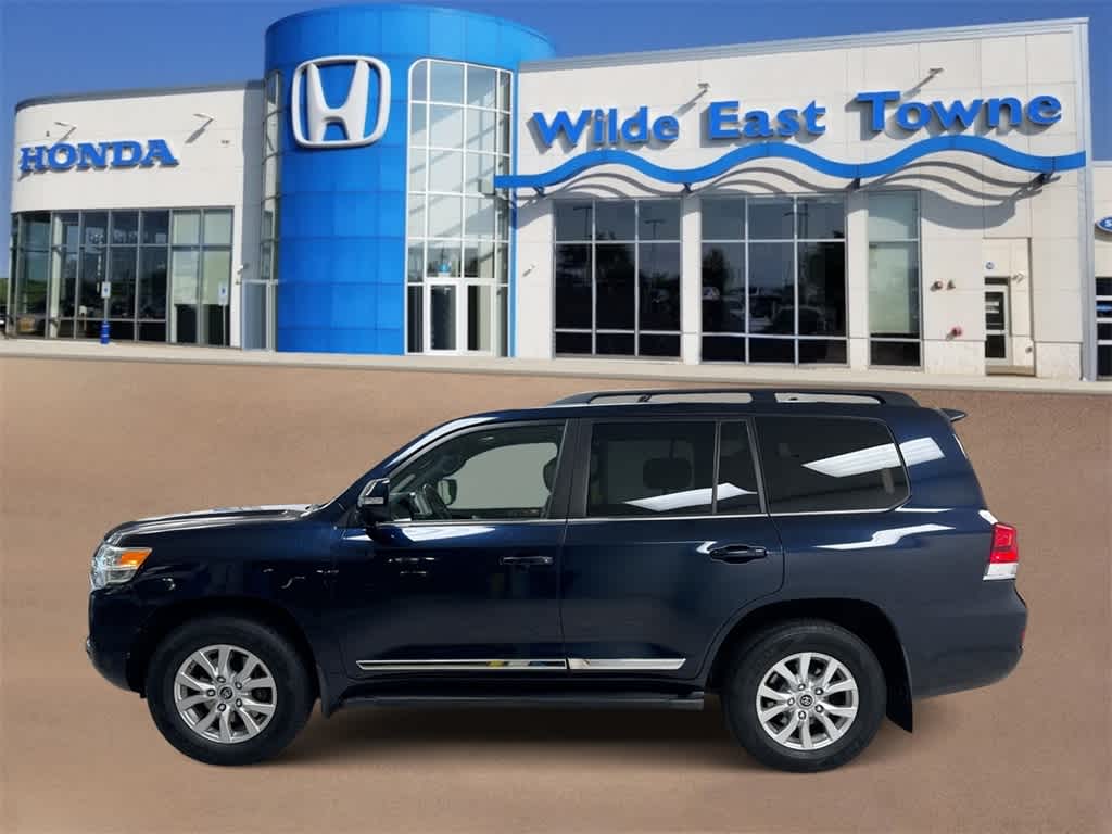 Thumbnail: 2016 Toyota Land Cruiser - 5