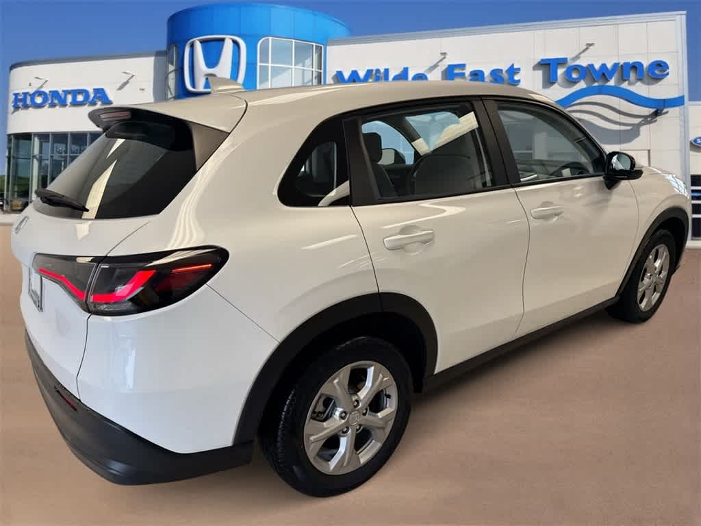 Thumbnail: 2025 Honda HR-V - 8