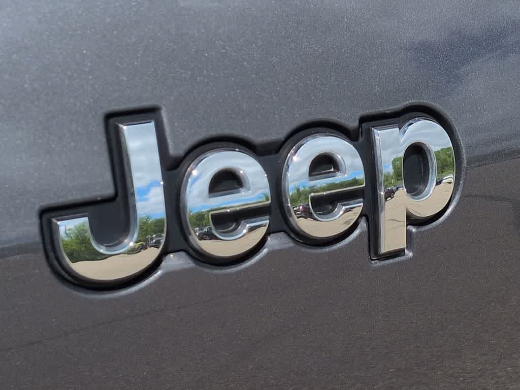 Thumbnail: 2021 Jeep Grand Cherokee L - 12