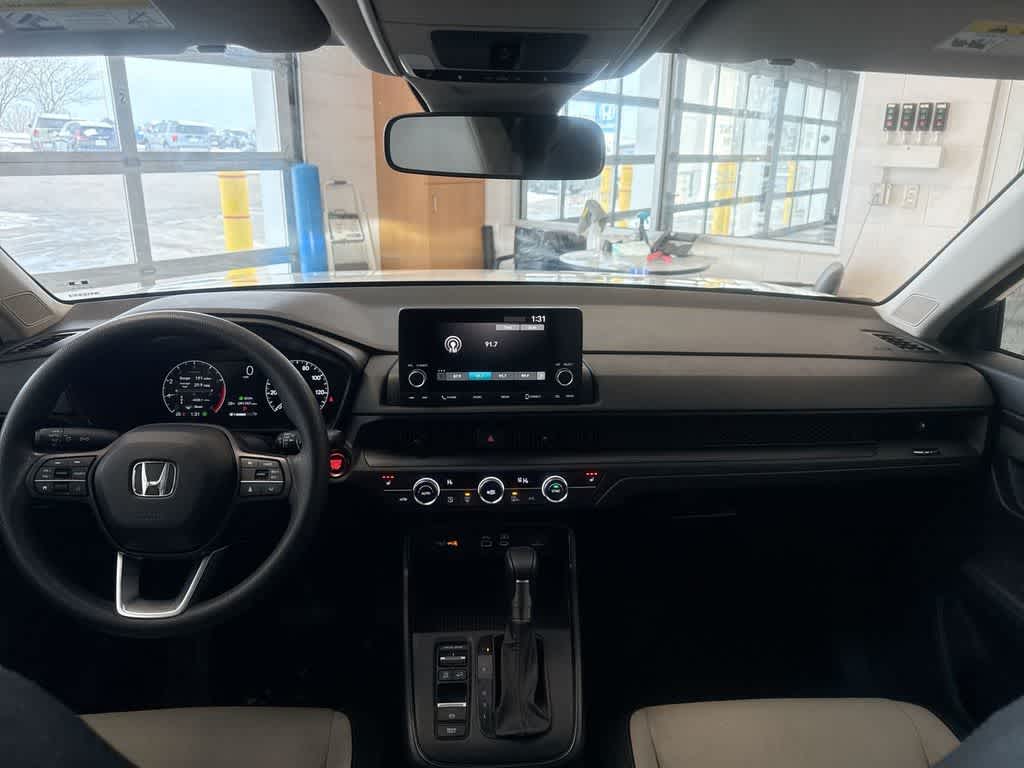 Thumbnail: 2023 Honda CR-V - 15