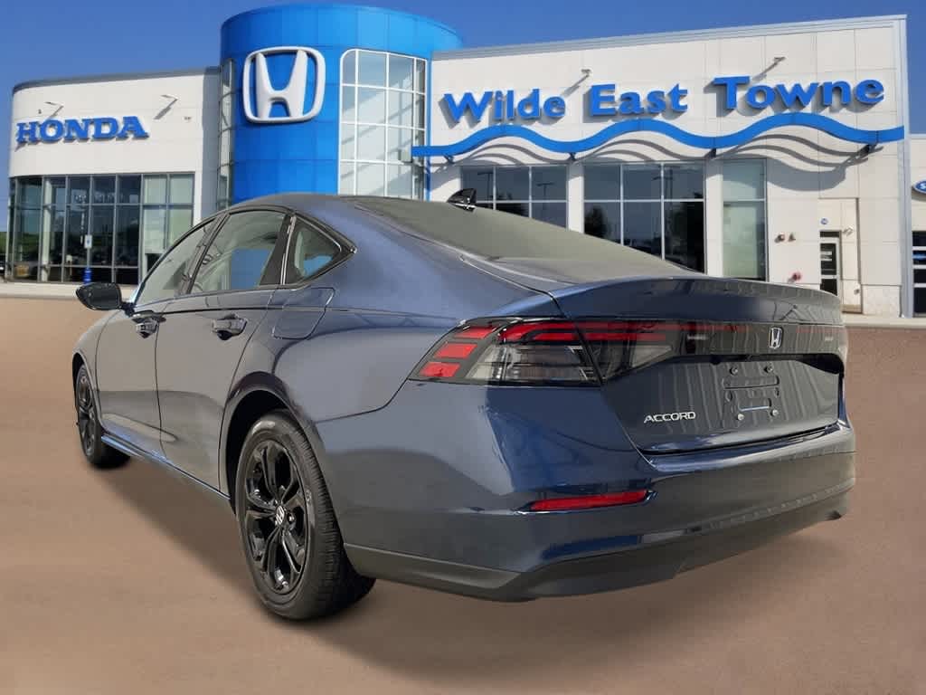 2025 Honda Accord SE photo 3