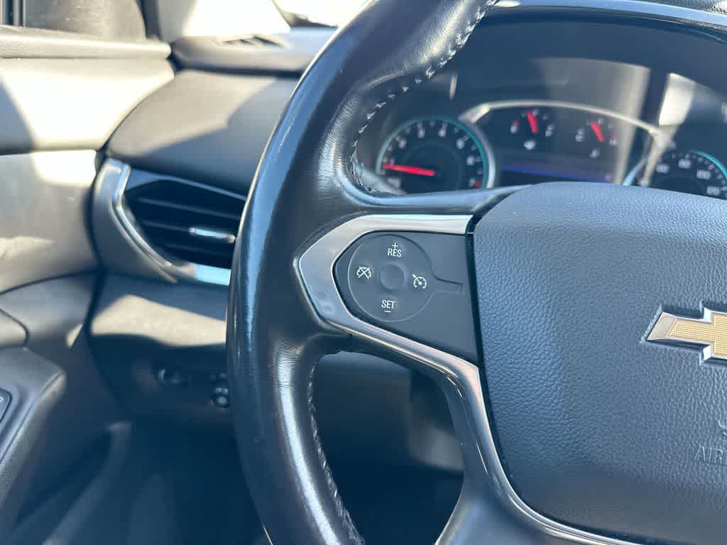 Thumbnail: 2020 Chevrolet Traverse - 31