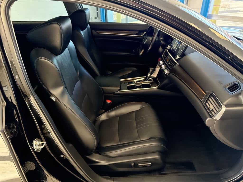 Thumbnail: 2018 Honda Accord - 22