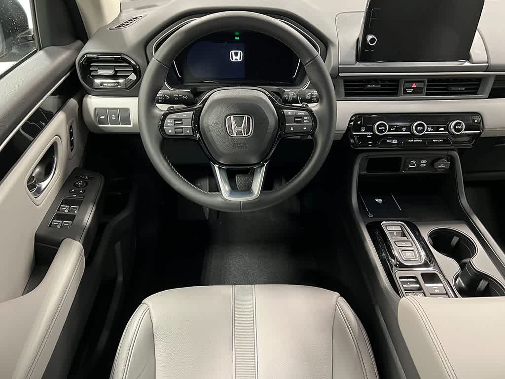 Thumbnail: 2025 Honda Pilot - 11