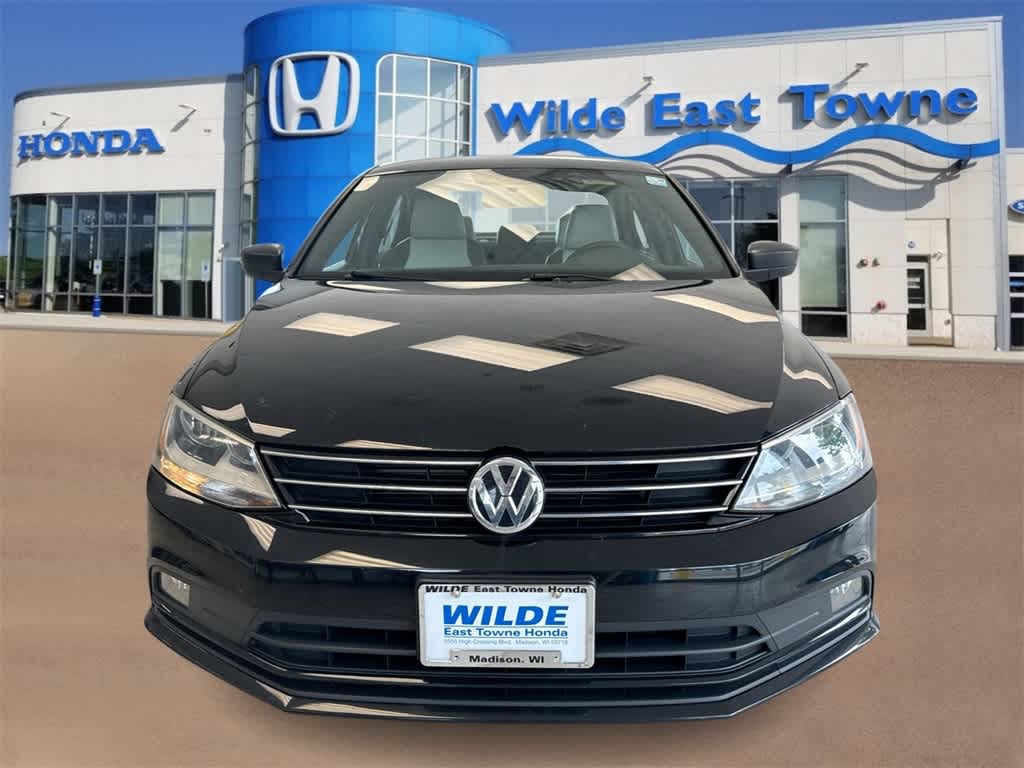 Thumbnail: 2016 Volkswagen Jetta - 3