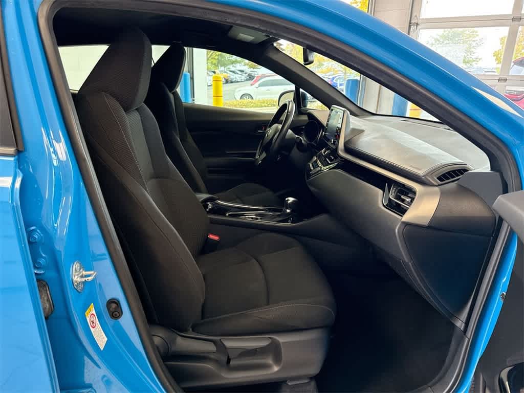 Thumbnail: 2019 Toyota C-HR - 21