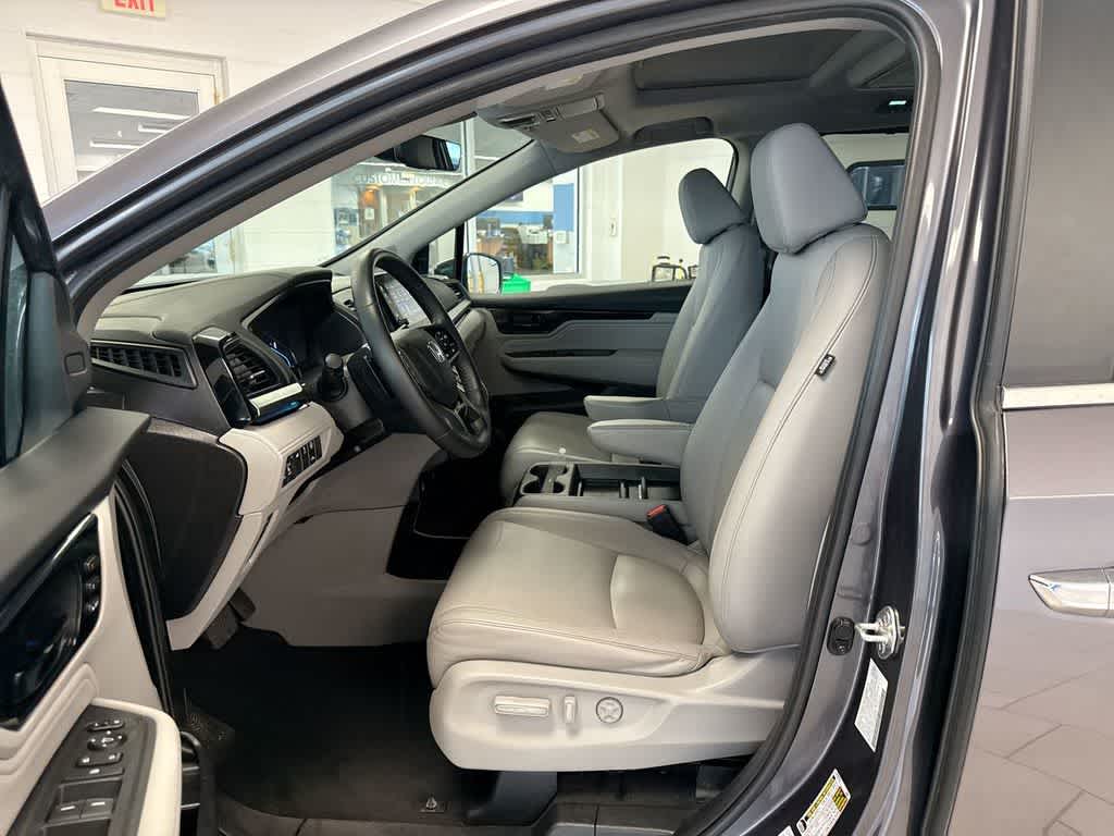 Thumbnail: 2023 Honda Odyssey - 18