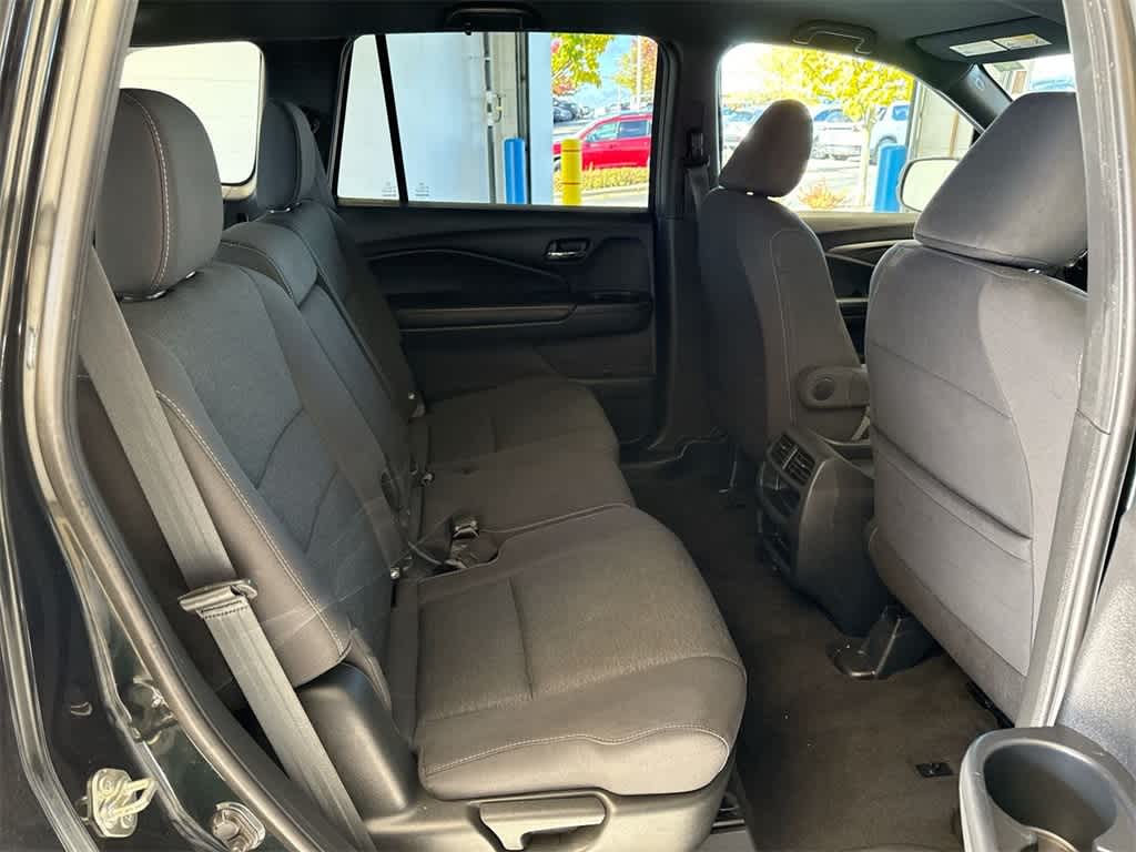 Thumbnail: 2019 Honda Passport - 21