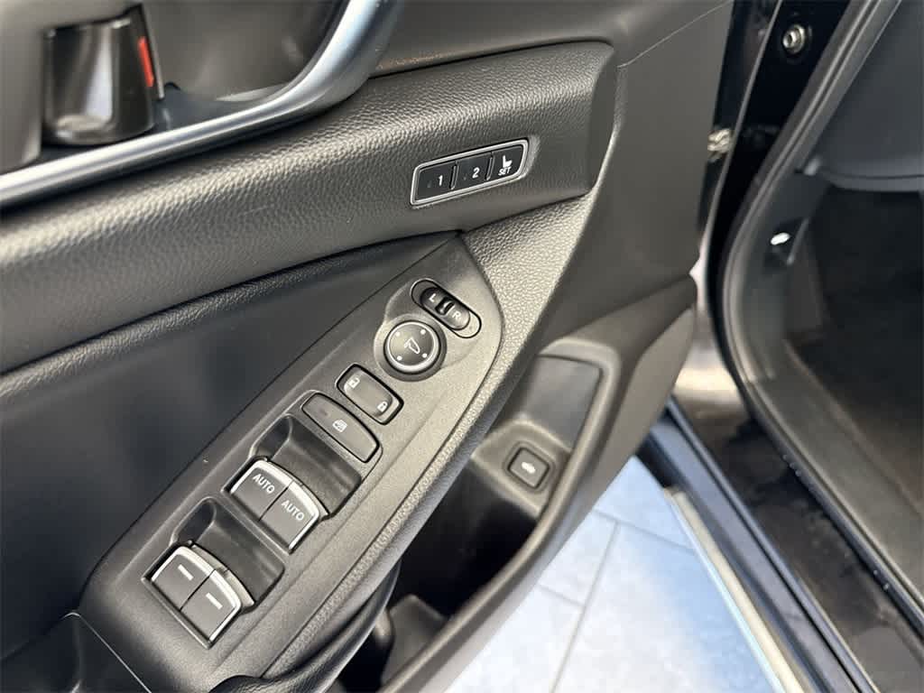 Thumbnail: 2018 Honda Accord - 17