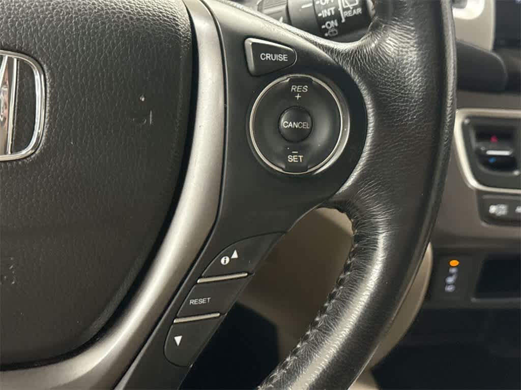 Thumbnail: 2016 Honda Pilot - 27