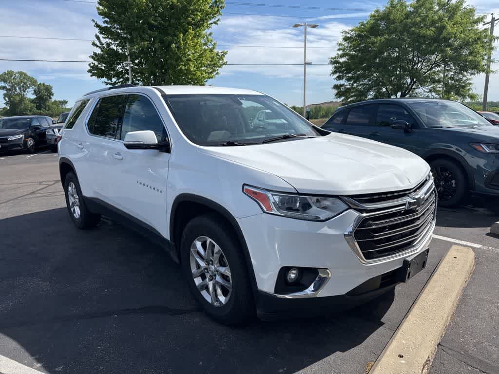 Thumbnail: 2018 Chevrolet Traverse - 4