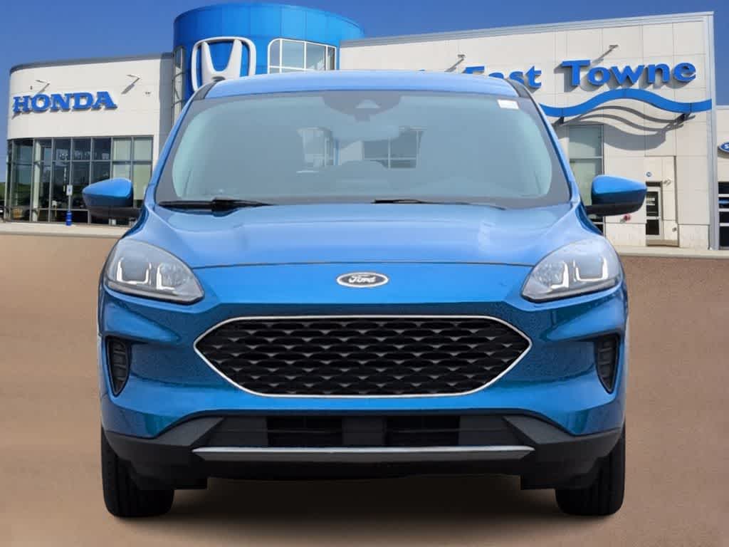 Thumbnail: 2020 Ford Escape - 3