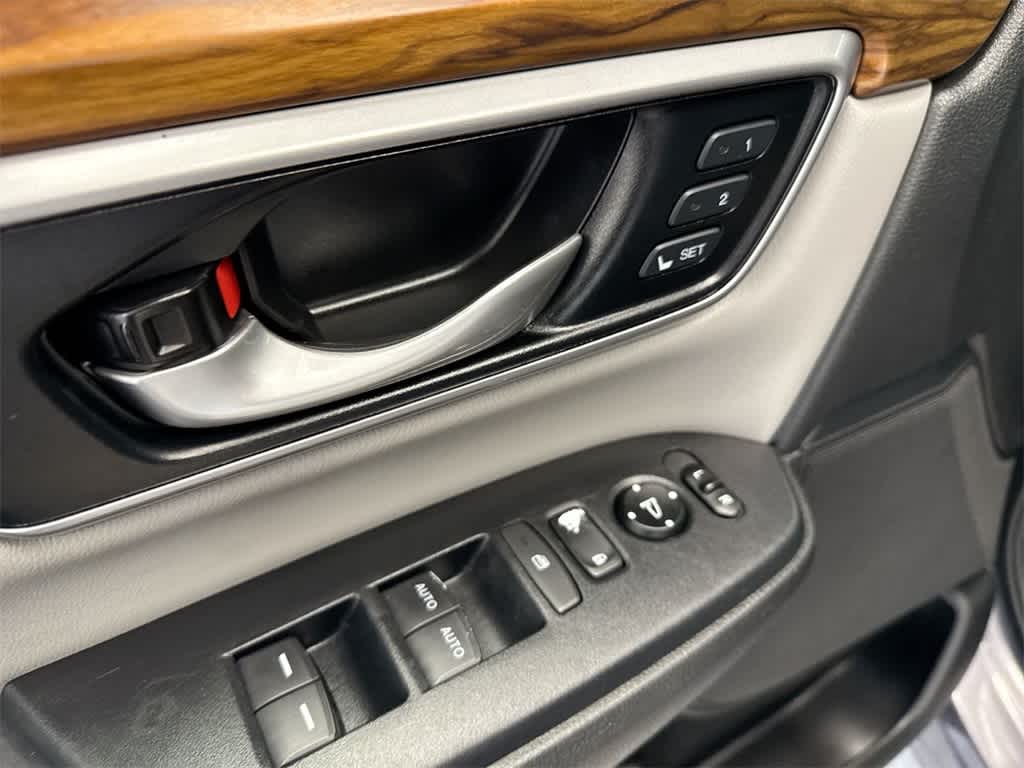 Thumbnail: 2019 Honda CR-V - 18