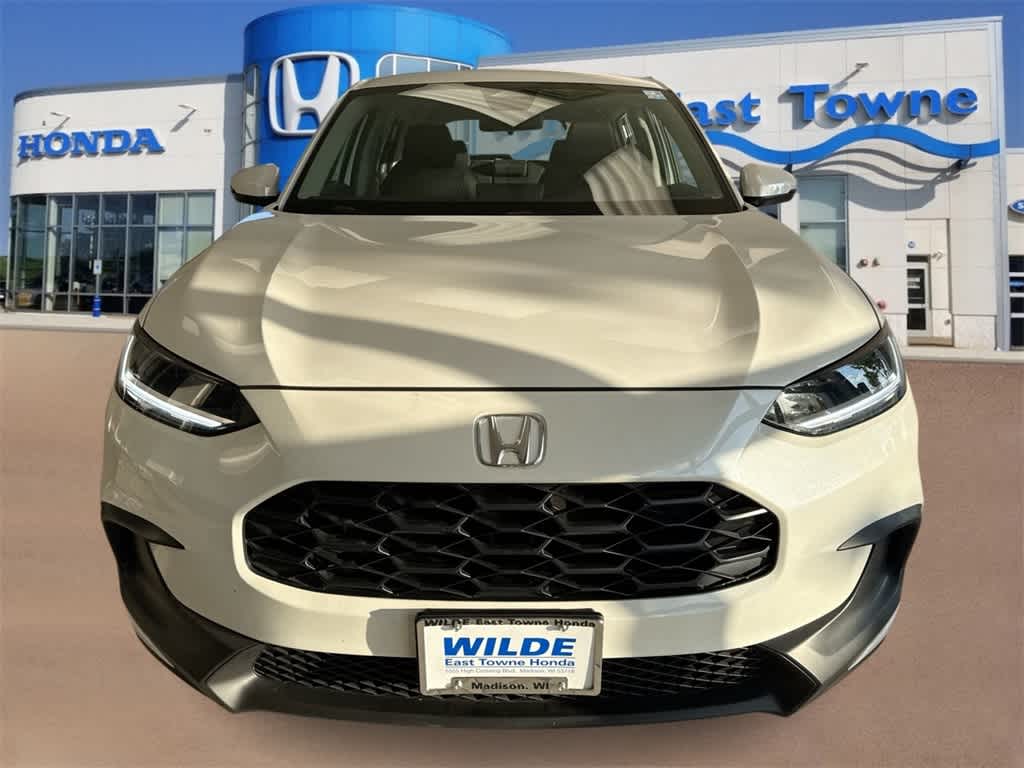2025 Honda HR-V LX photo 2