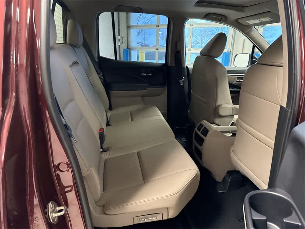 Thumbnail: 2019 Honda Ridgeline - 22