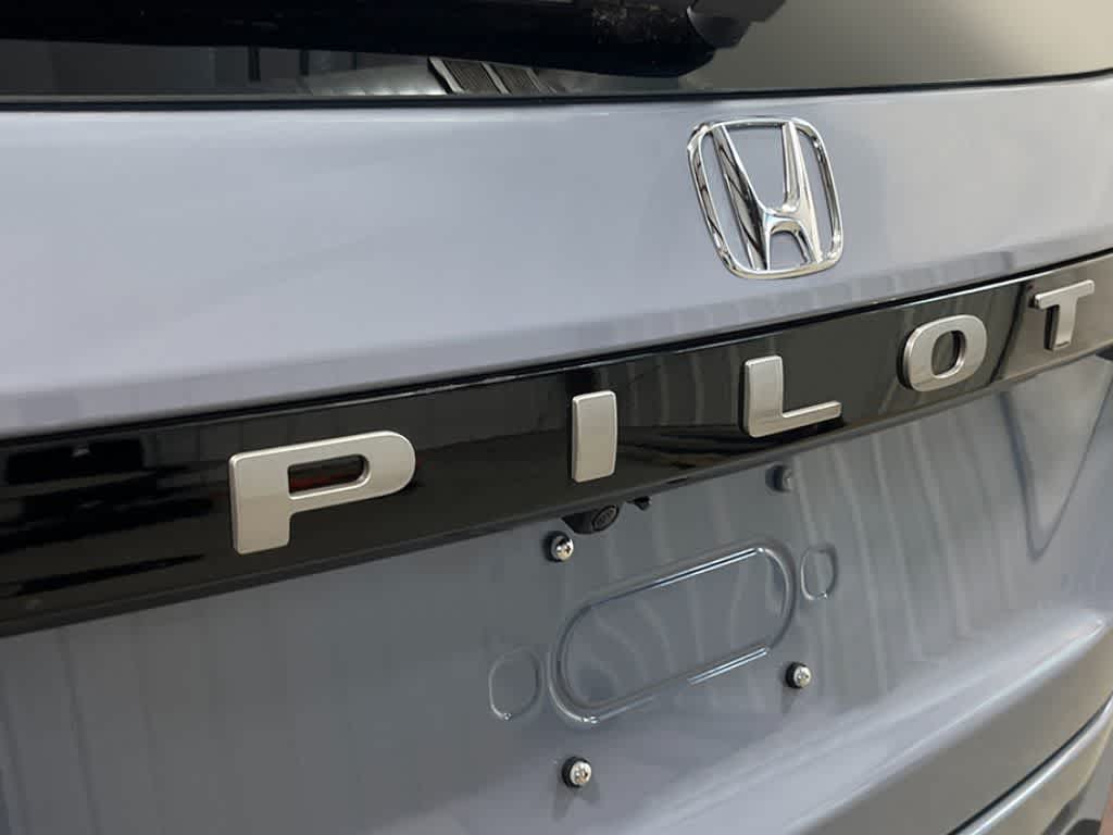 Thumbnail: 2026 Honda Pilot - 6
