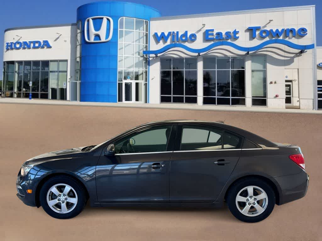 Thumbnail: 2015 Chevrolet Cruze - 5