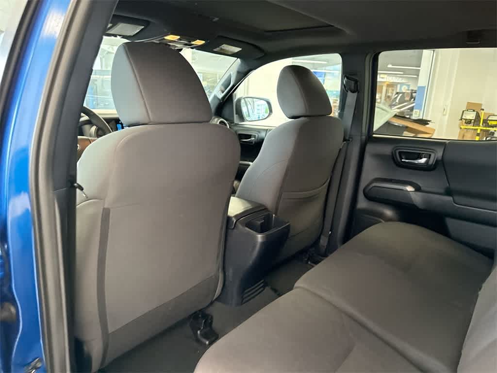 Thumbnail: 2017 Toyota Tacoma - 19