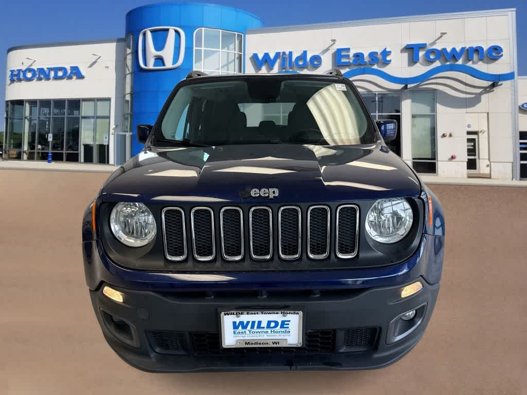 Thumbnail: 2016 Jeep Renegade - 3