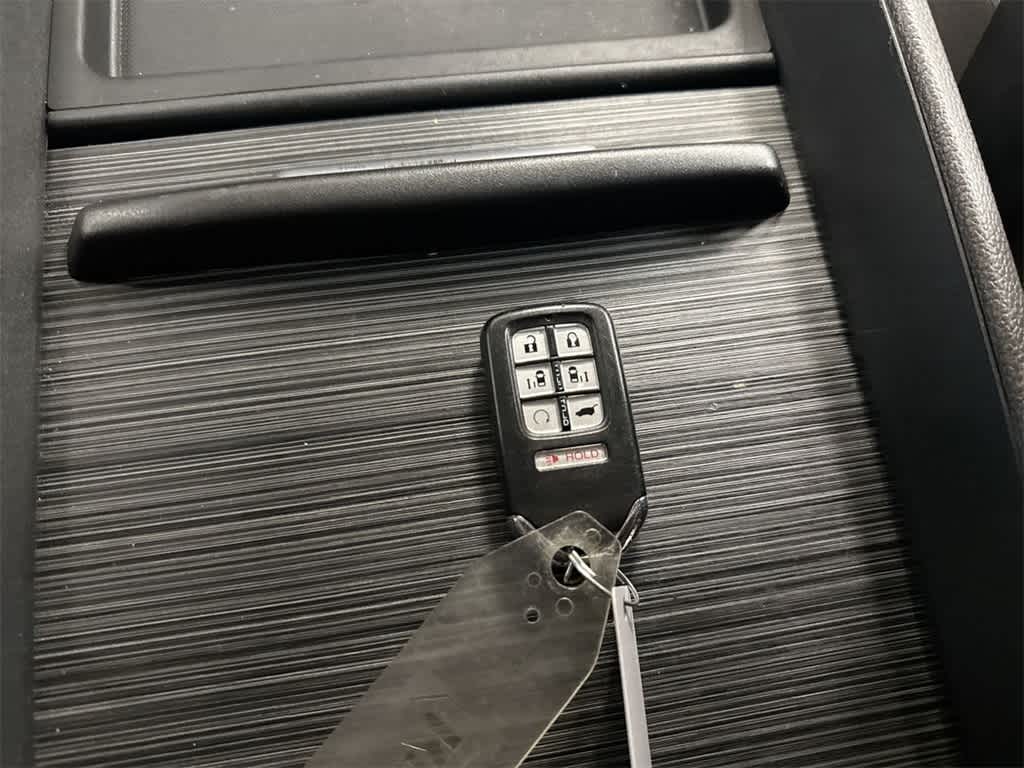 Thumbnail: 2019 Honda Odyssey - 36