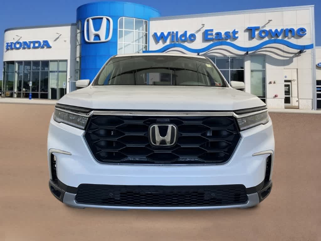 Thumbnail: 2025 Honda Pilot - 10