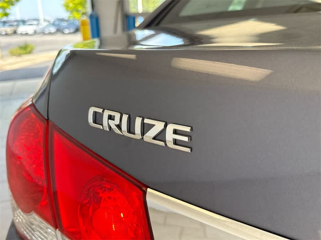 Thumbnail: 2014 Chevrolet Cruze - 13