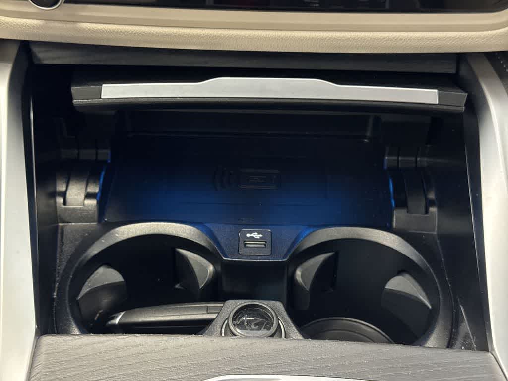 Thumbnail: 2025 BMW i4 - 34