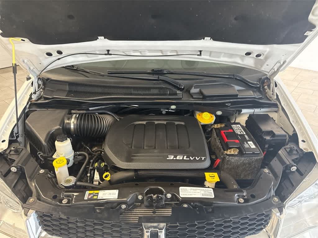 Thumbnail: 2015 Dodge Grand Caravan - 14