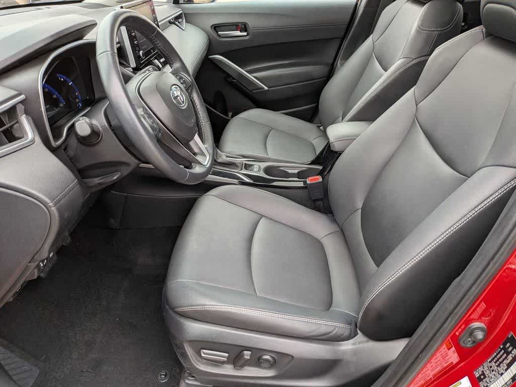 Thumbnail: 2022 Toyota Corolla Cross - 16