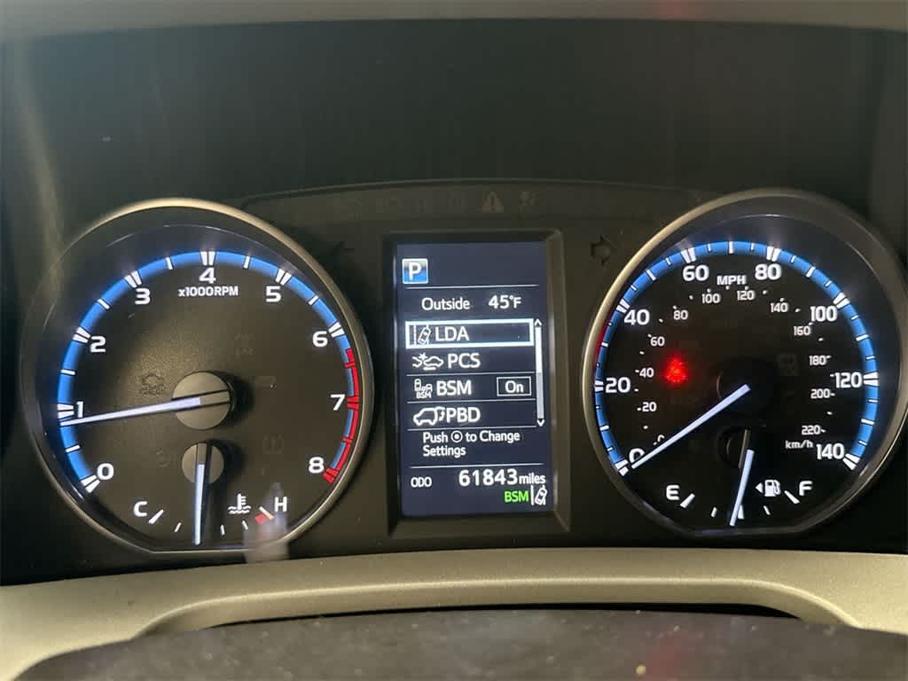 Thumbnail: 2018 Toyota RAV4 - 34