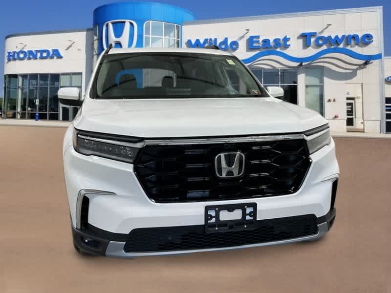 Thumbnail: 2025 Honda Pilot - 10