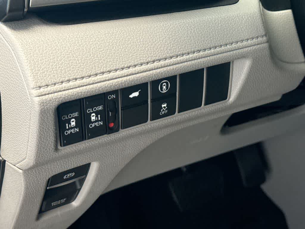 Thumbnail: 2024 Honda Odyssey - 43