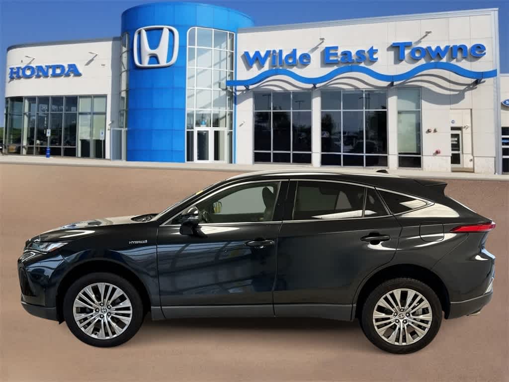 Thumbnail: 2021 Toyota Venza - 5