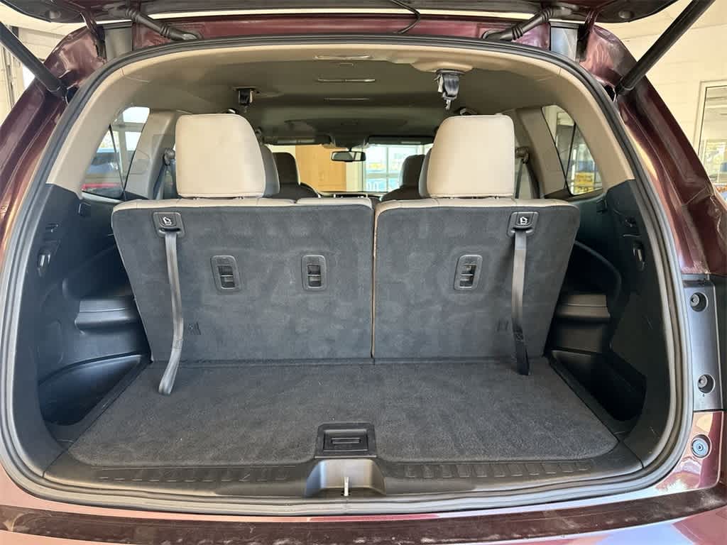 Thumbnail: 2017 Honda Pilot - 35