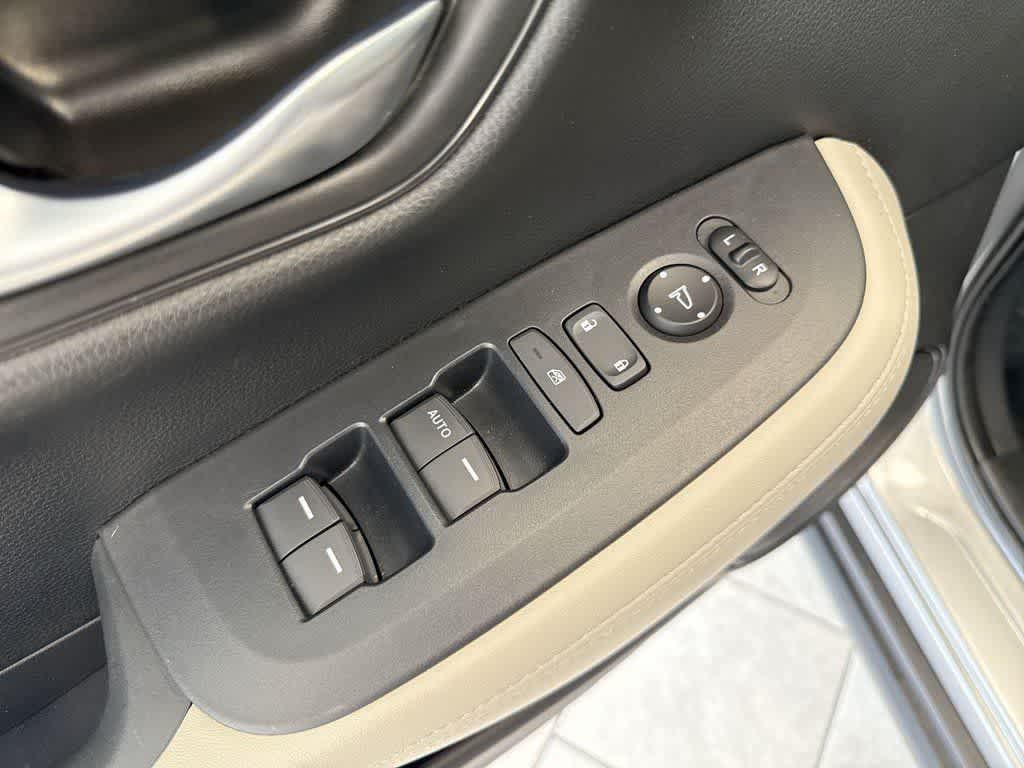 Thumbnail: 2025 Honda HR-V - 15