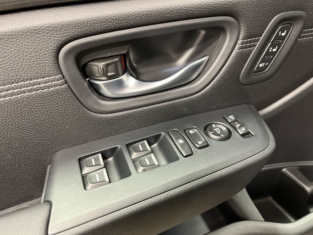 Thumbnail: 2026 Honda Pilot - 15