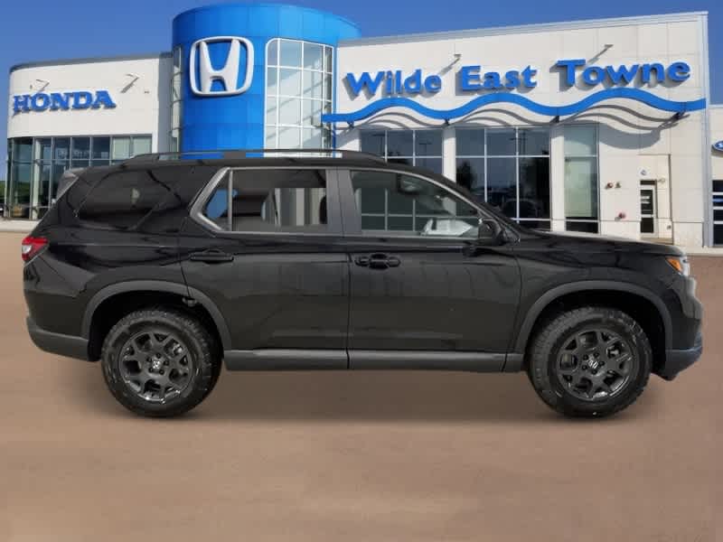 Thumbnail: 2025 Honda Pilot - 9